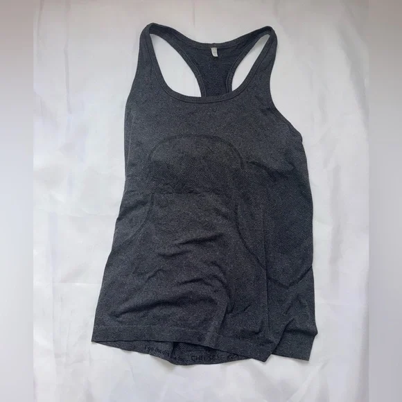 2 Lululemon Tank Tops Grey and purple size 8 - Picture 5 of 8